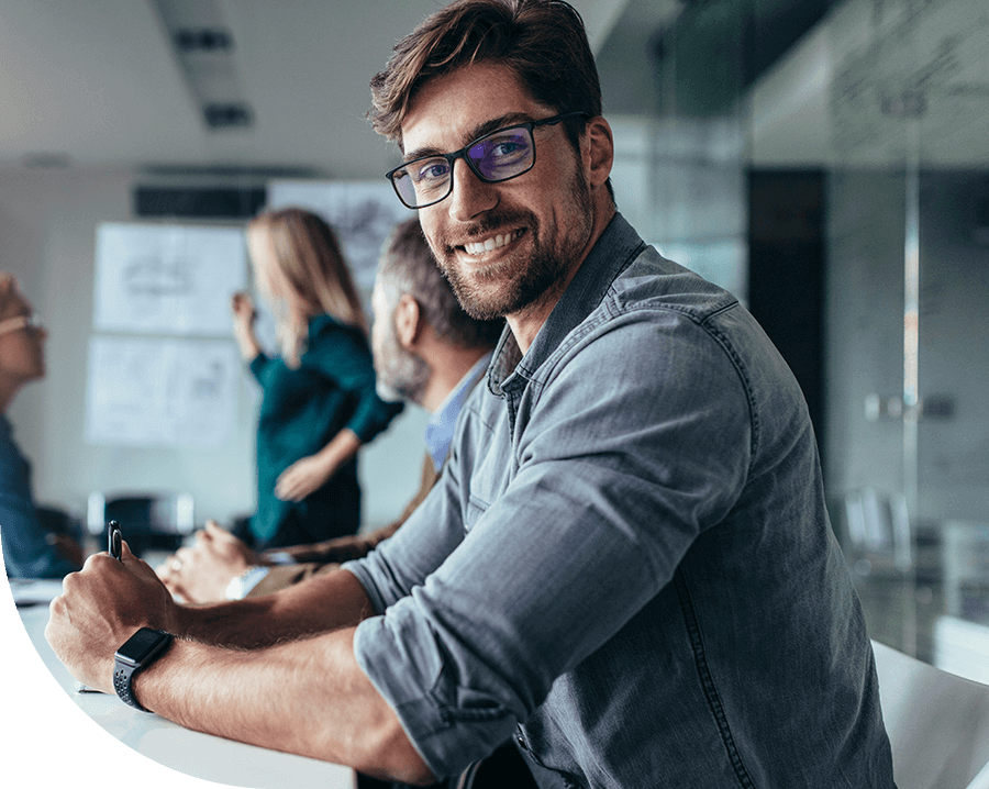 https://www.akshaytelecom.com/wp-content/uploads/2020/04/img-people-03.png