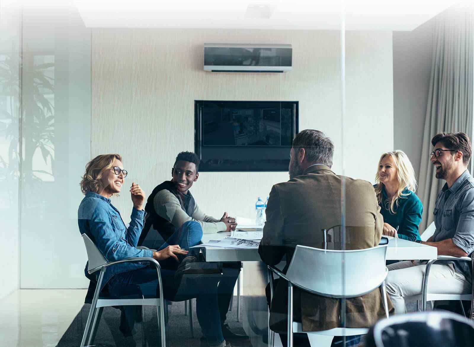 https://www.akshaytelecom.com/wp-content/uploads/2020/05/img-slider-02.jpg